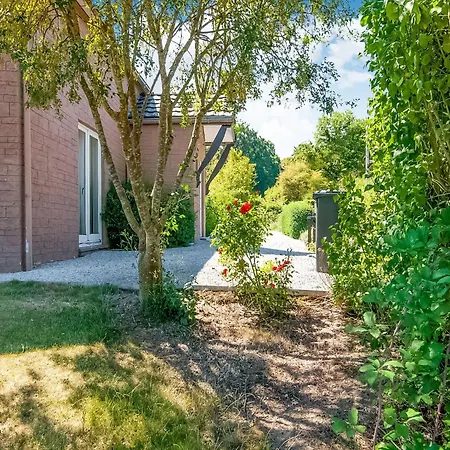 Holiday home In For 9 Person, Cleaning Included Treignes