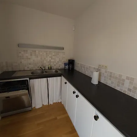 In For 9 Person, Cleaning Included Dom wakacyjny Treignes